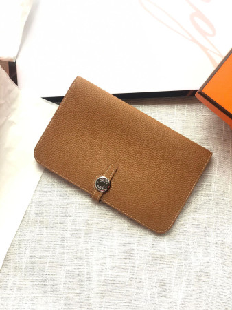 H**me5 dogon duo wallet 20.1cm