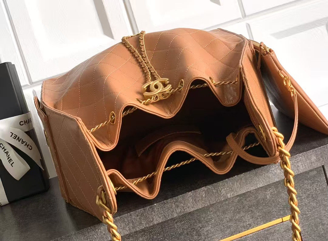 Ch*el 25c bucket bag 40x30x15cm