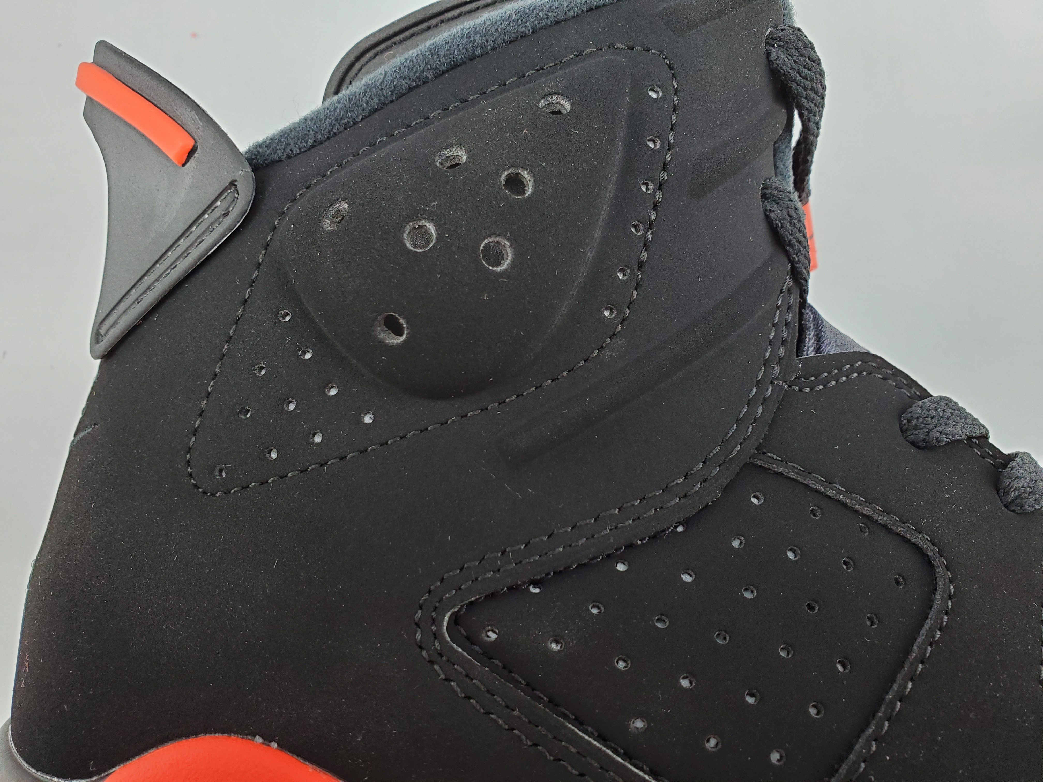 Jordan 6 Retro Black Infrared (2019)