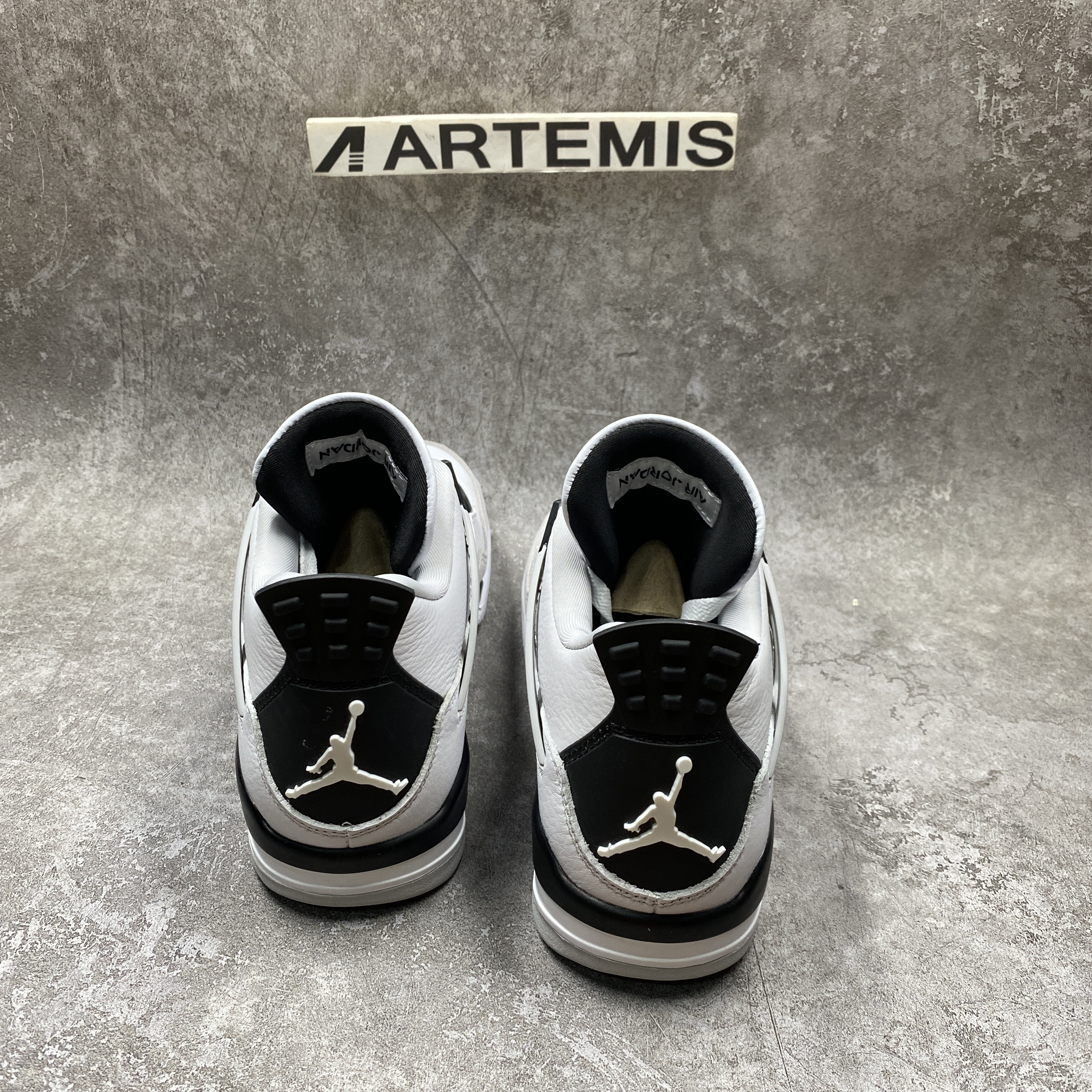 Air Jordan 4 Reto Military Black