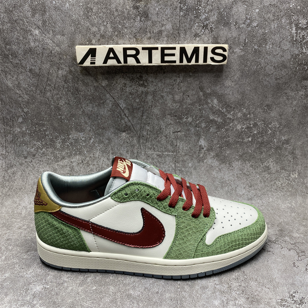 AIR JORDAN 1 RETRO LOW OG 'CHINESE NEW YEAR - YEAR OF THE DRAGON'