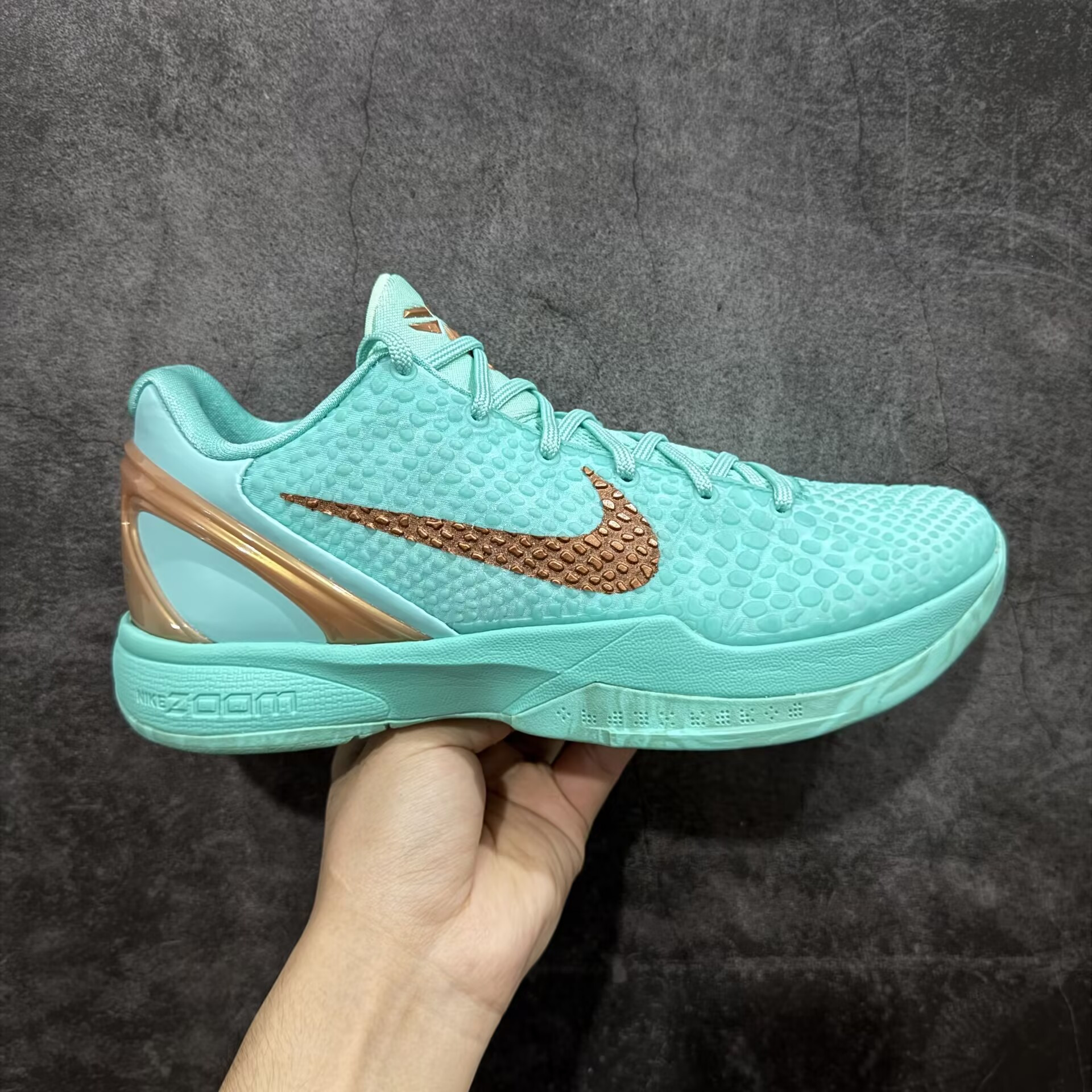 UA Nike Kobe 6 Protro Jalen Brunson Statue of Liberty