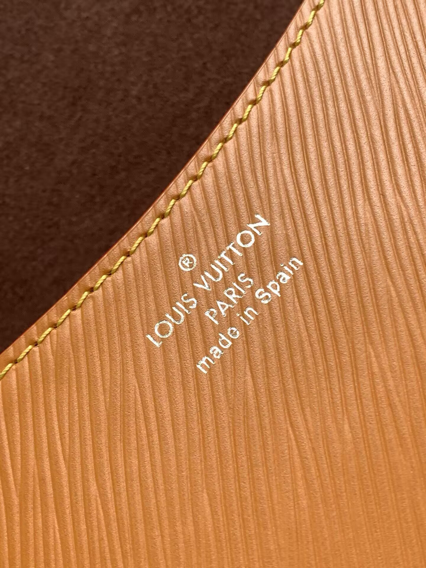 LV BUCI Handbags M59459 15.5x9x24.5cm