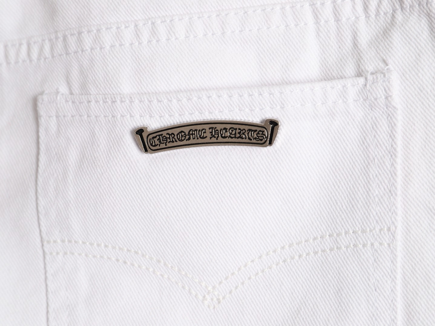 Ch**me He**ts ch 25ss jeans