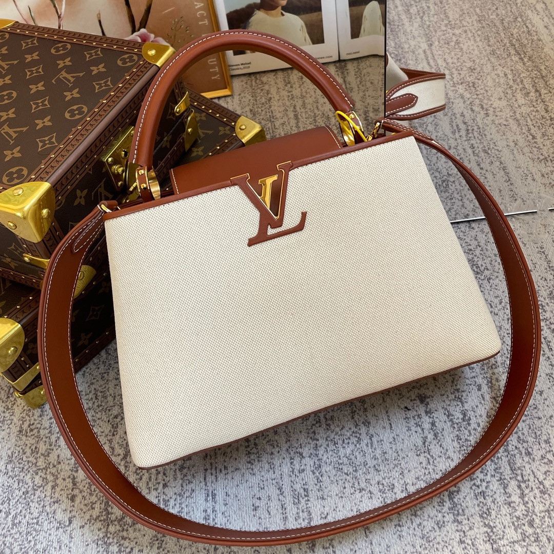 LV CAPUCINES MM M57361