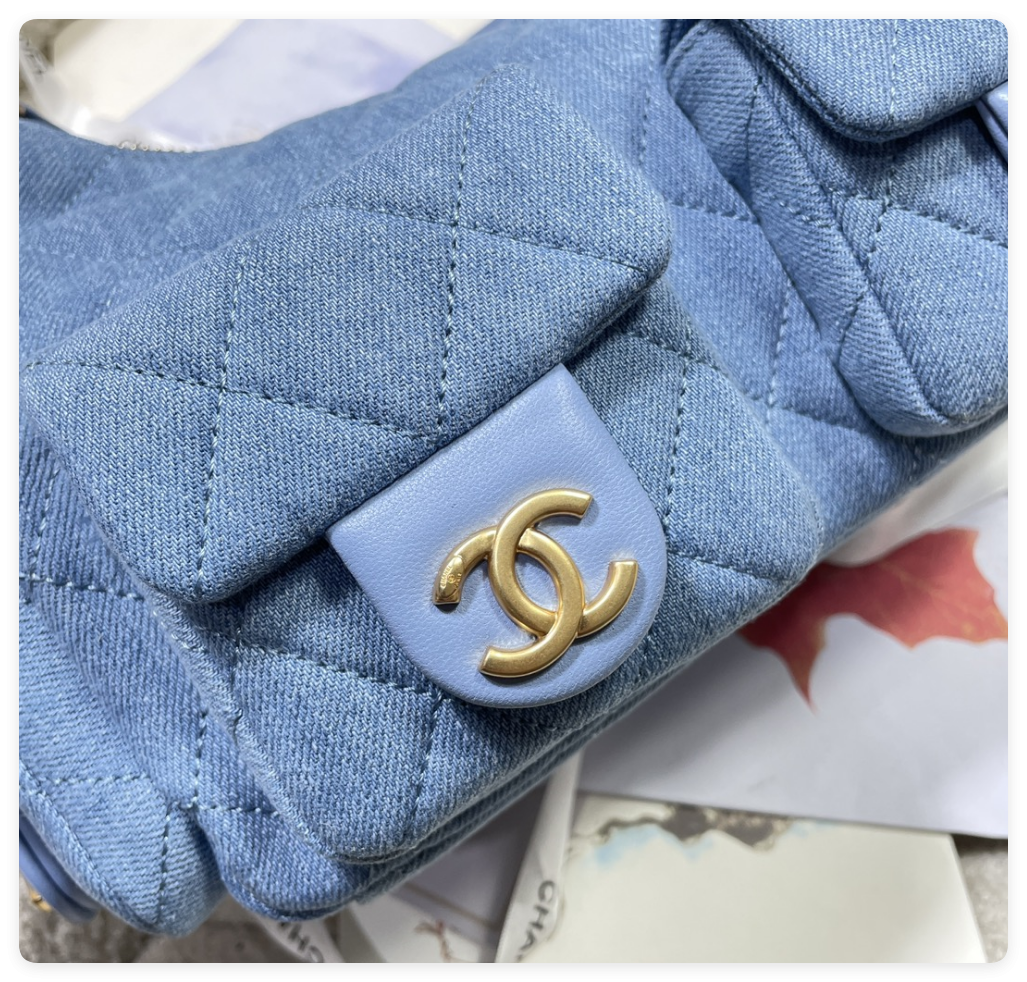 Ch*el cruise 2024/25 large hobo bag washed denim & gold-tone metal blue 22x 31x 15cm