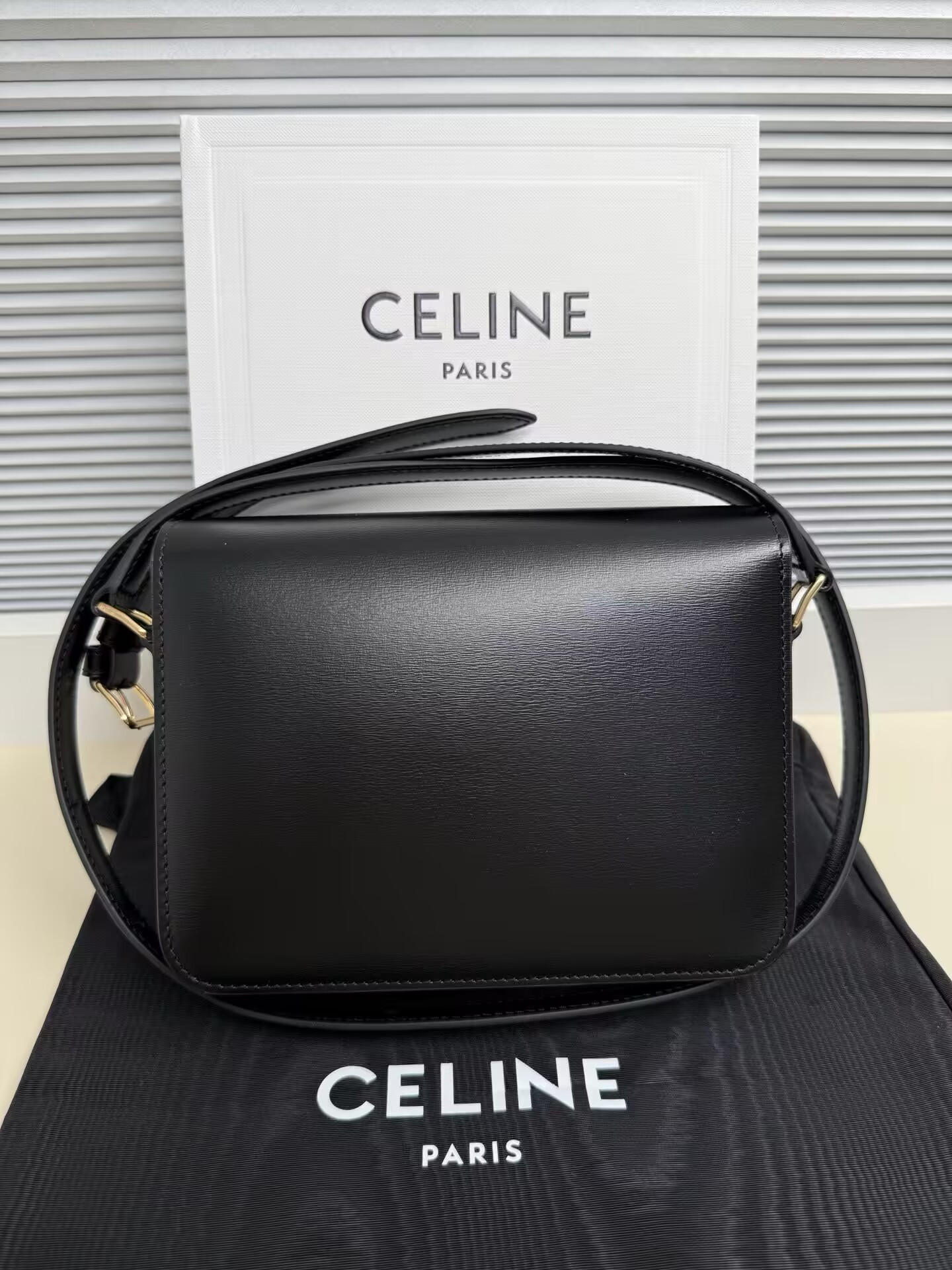 Ce**e teen triomphe enamel lock handbag 18.5x13.5x7cm