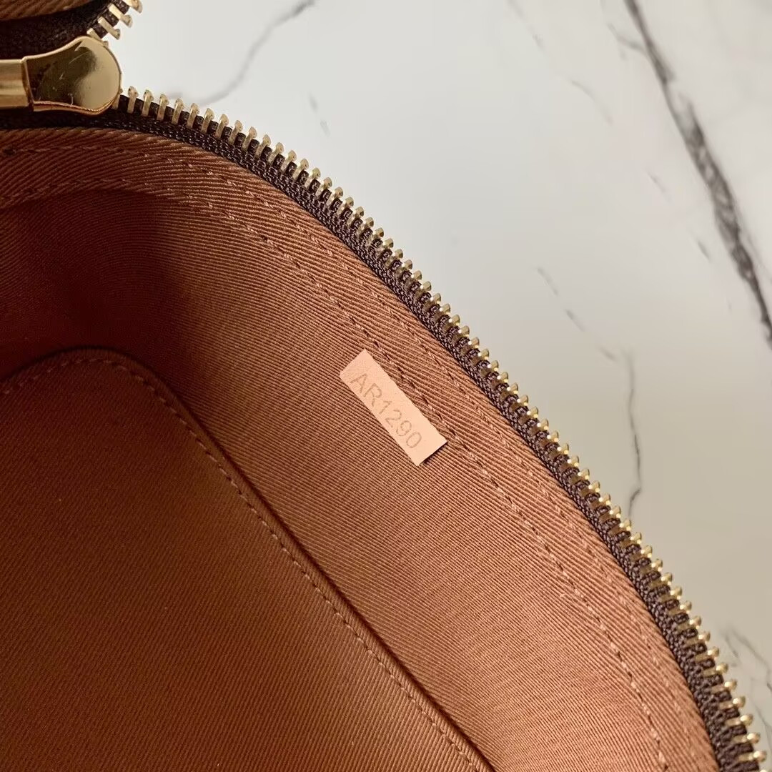 LV Packing Cube MM M43689 22.5x14x8.5cm