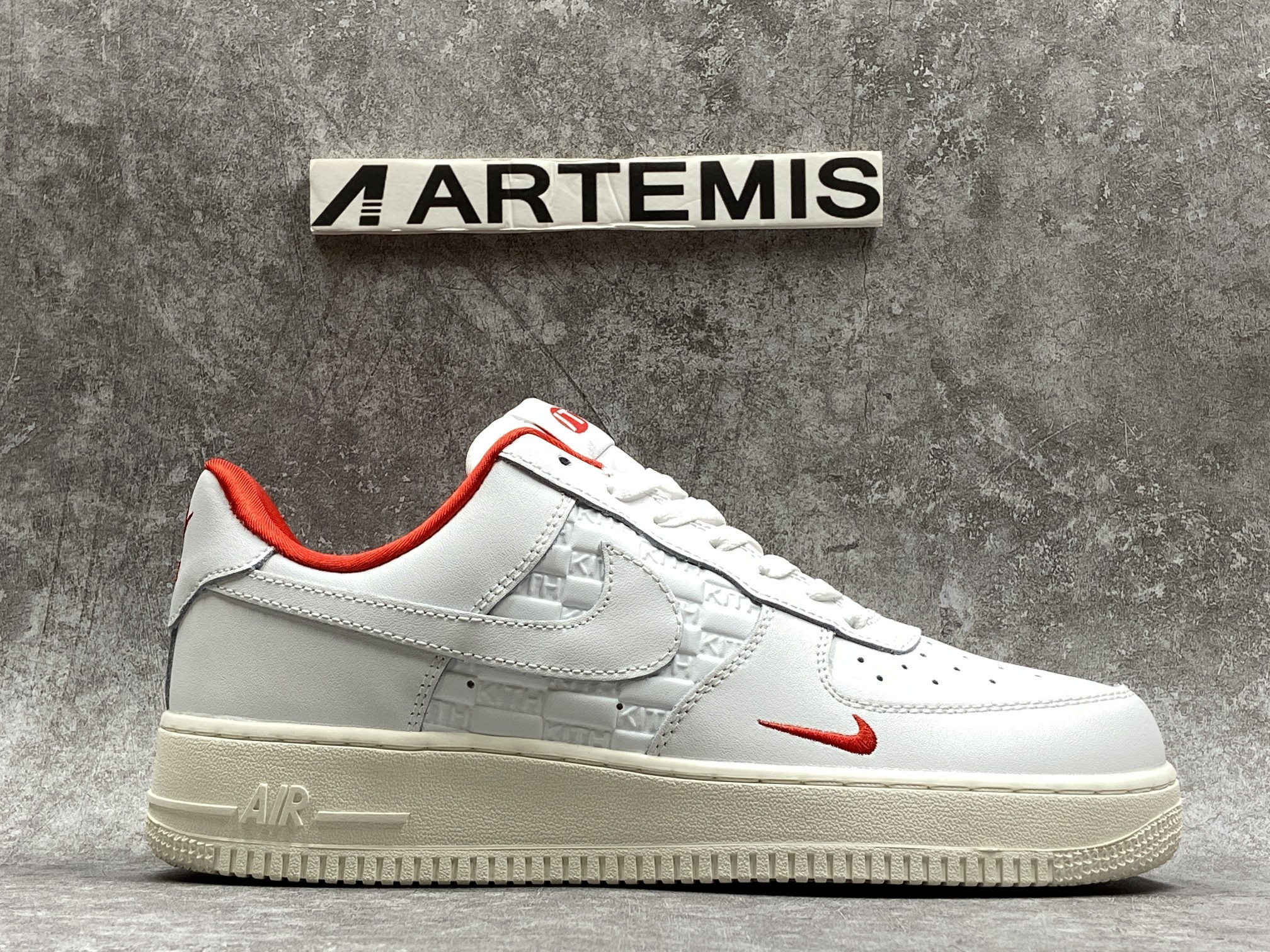 Nike Air Force 1 KITH Red