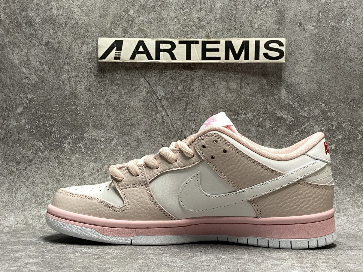 Nike SB Dunk Low Staple Pink Pigeon