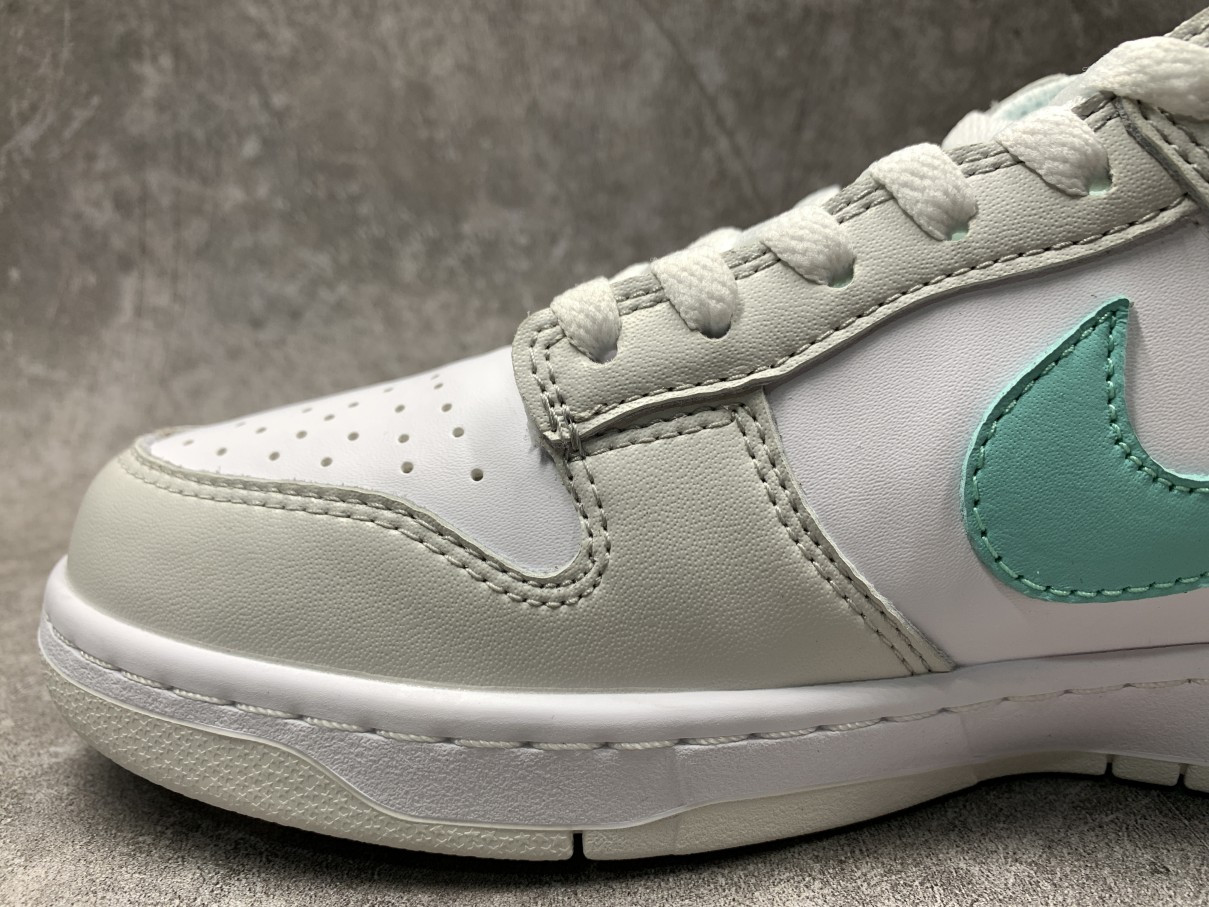 Nike Dunk Low Tropical Twist