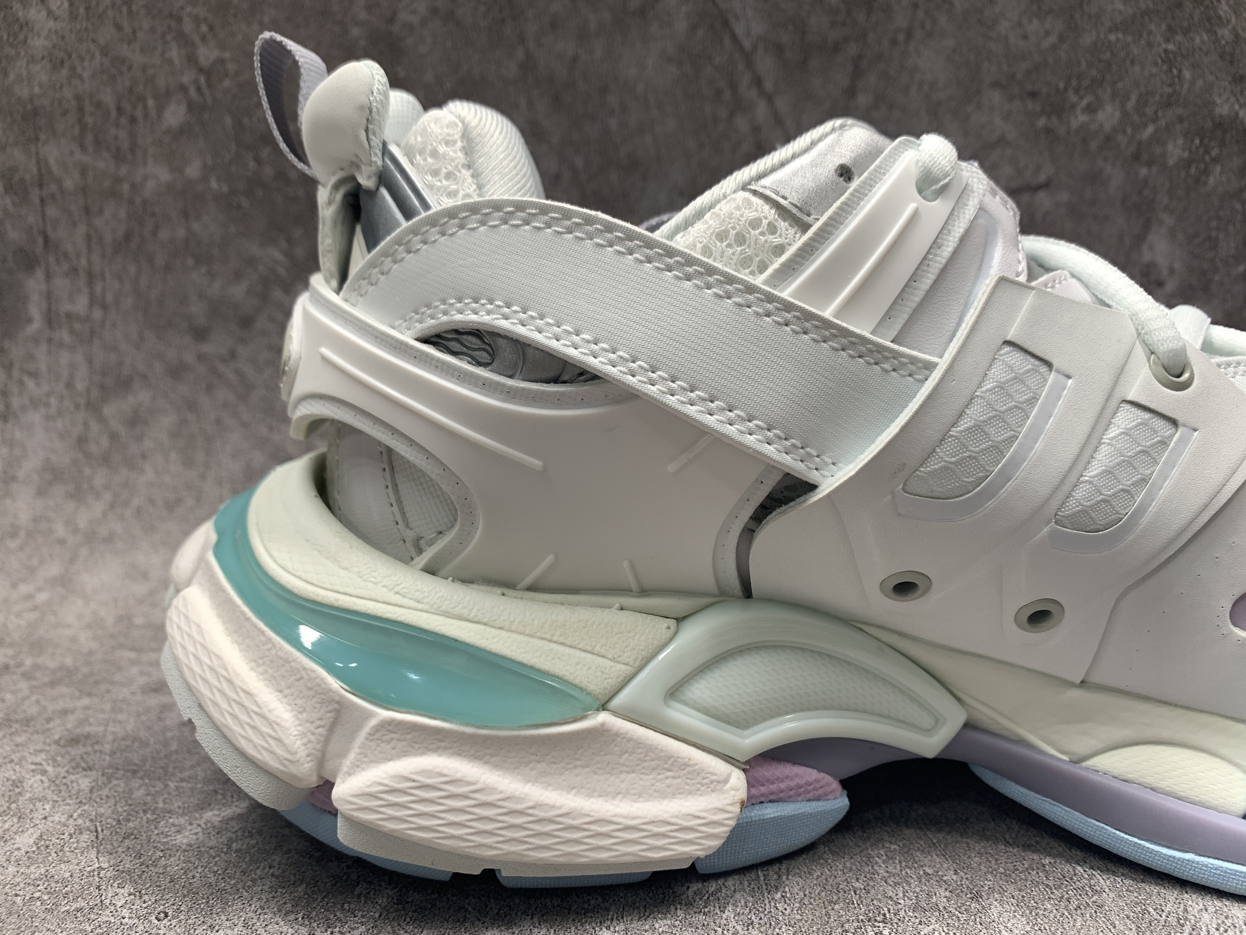 Balenciga Wmns Track Sneaker Pastel