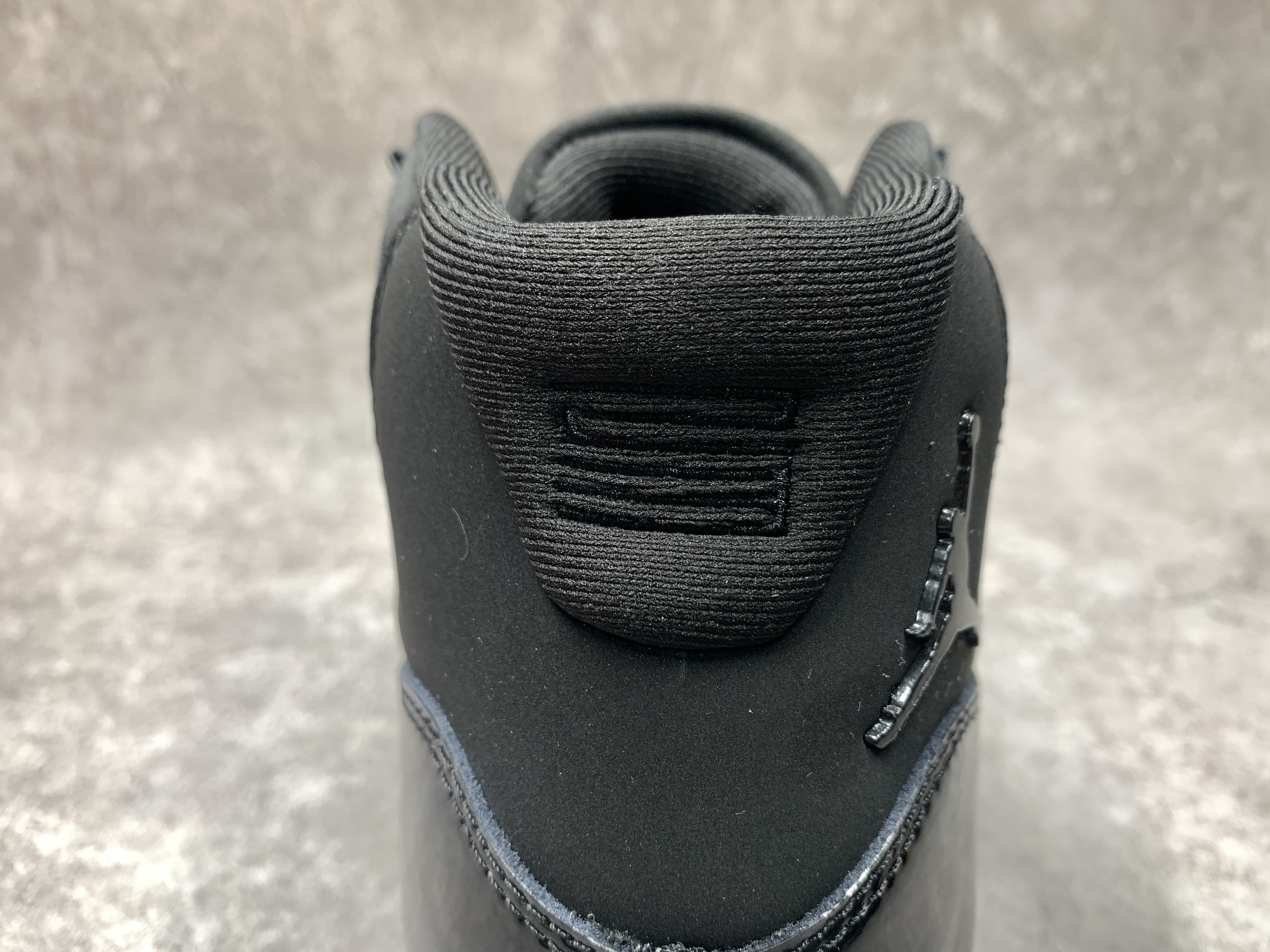 Air Jordan 11 Retro Cap and Gown