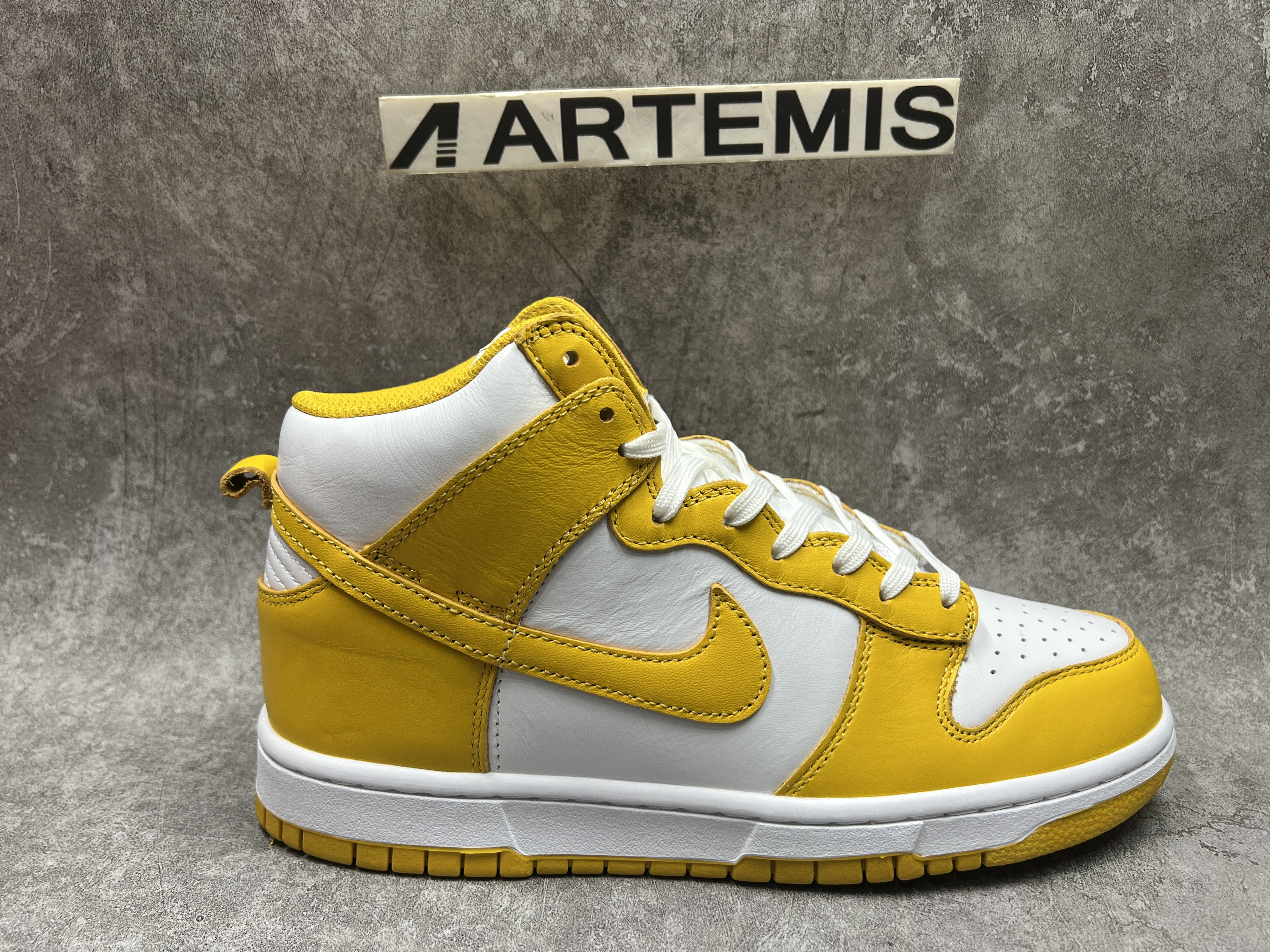 Nike Dunk High Dark Sulfur
