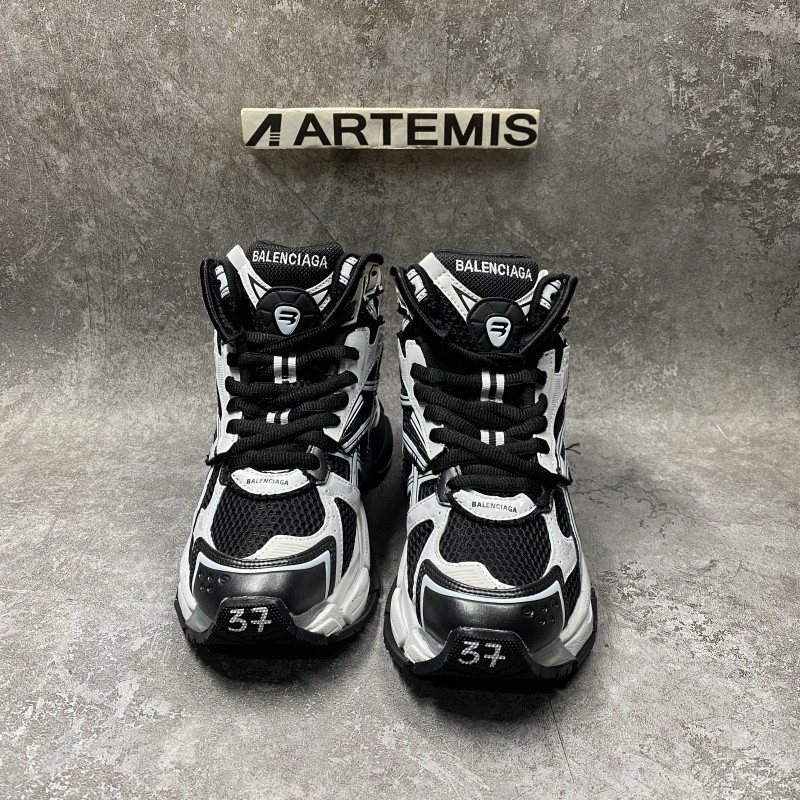 Balenciga Runner panelled high-top sneakers