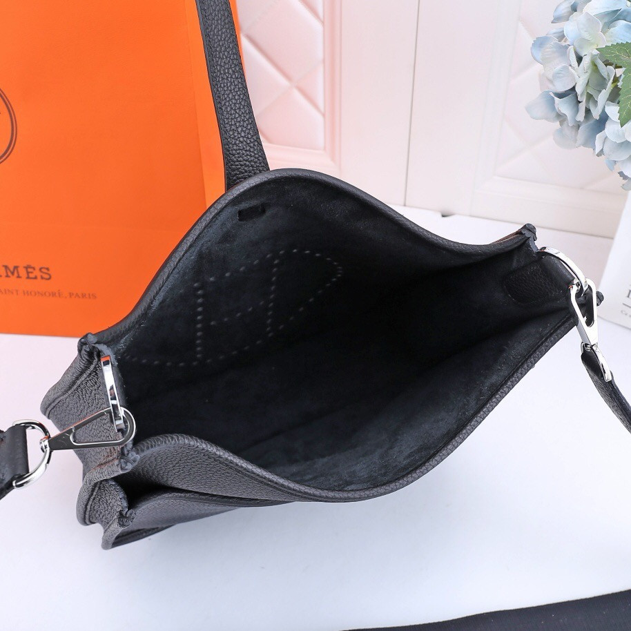 H**me5 evelyne bag 28cm