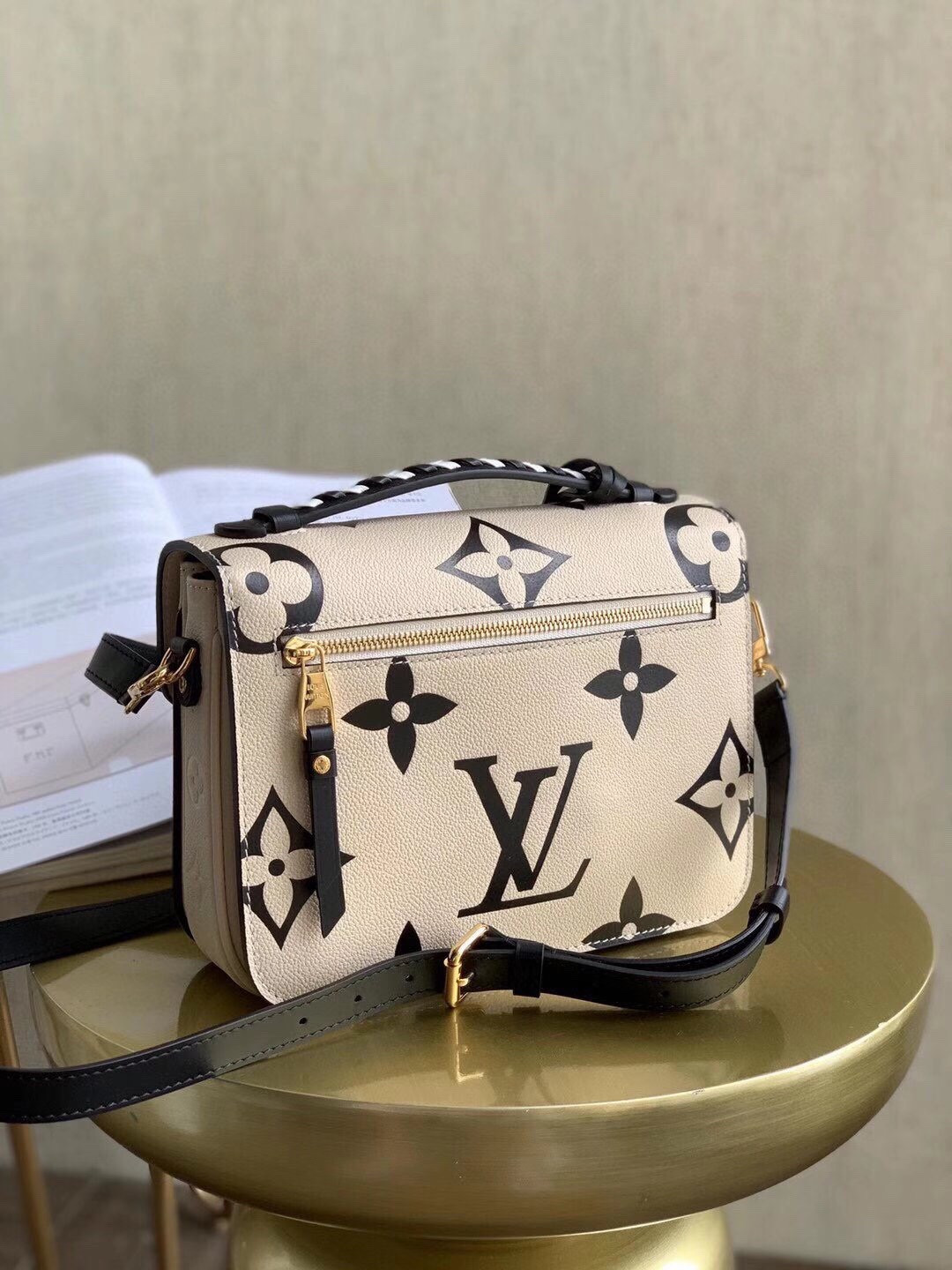 LV CRAFTY POCHETTE METIS M45384