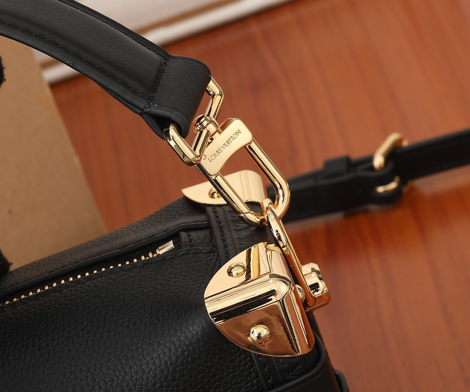 LV Side Trunk PM M23817 7.1 x 4.9 x 3.1 inches