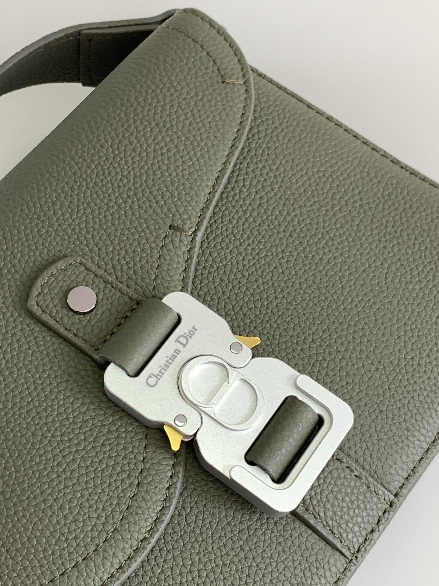 D*or saddle messenger bag 24 x 16.5 x 5.5 cm