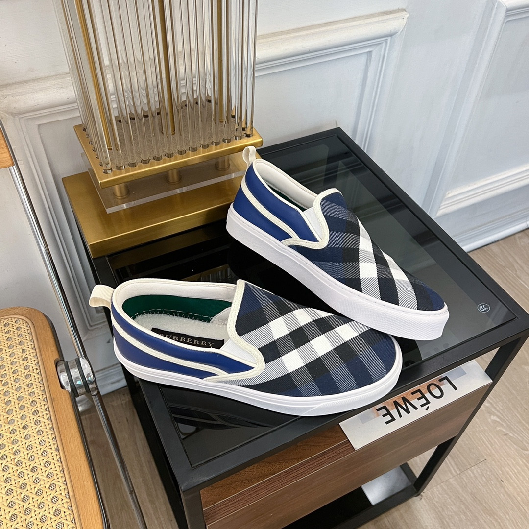 ua B**rry slip on sneakers