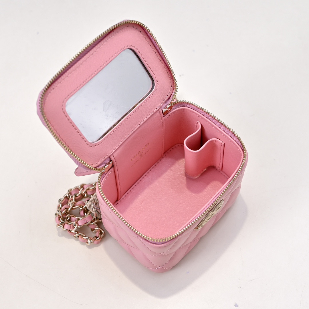 Ch*el small vanity with chain 8.5x11x7cm