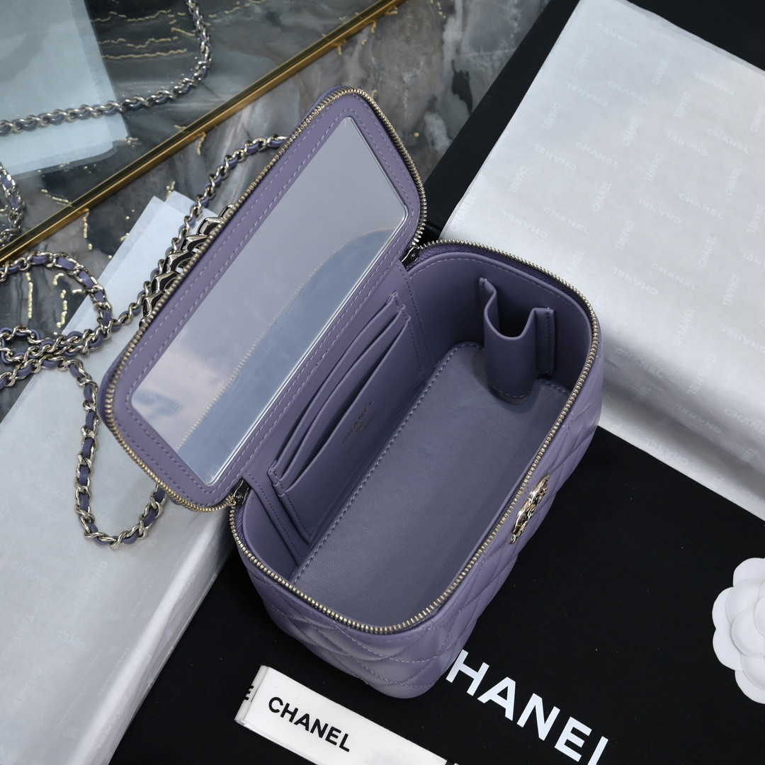 Ch*el clutch with chain 10x16x8cm