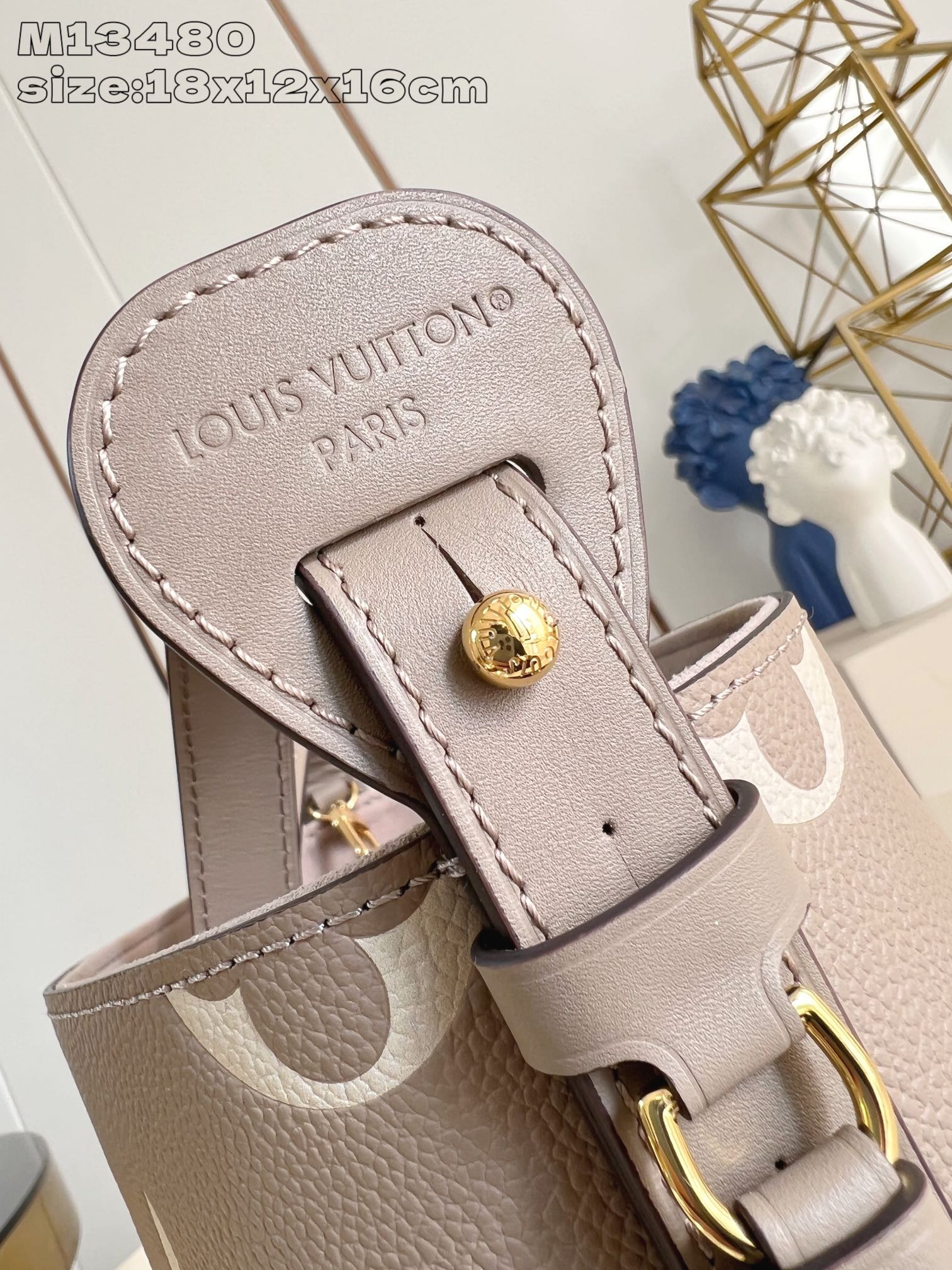 LV All In BB Xph M13045 18 x 12 x 16cm