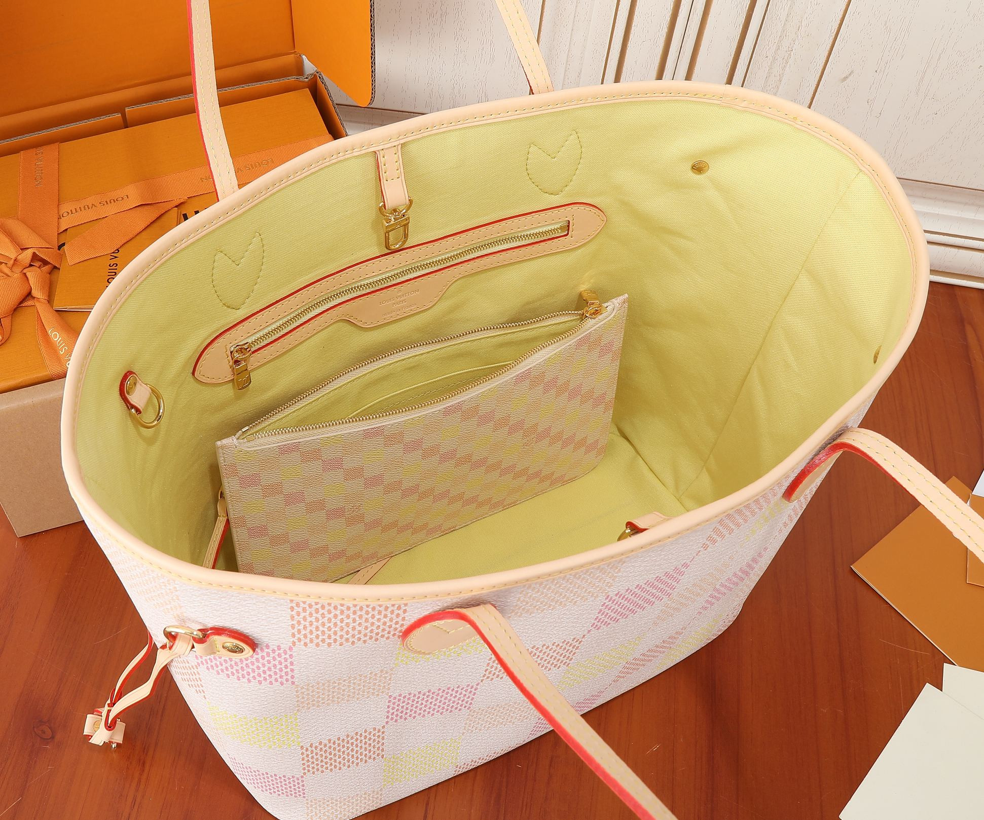 LV Neverfull MM N40668 31 x 28 x 14 cm Without Box