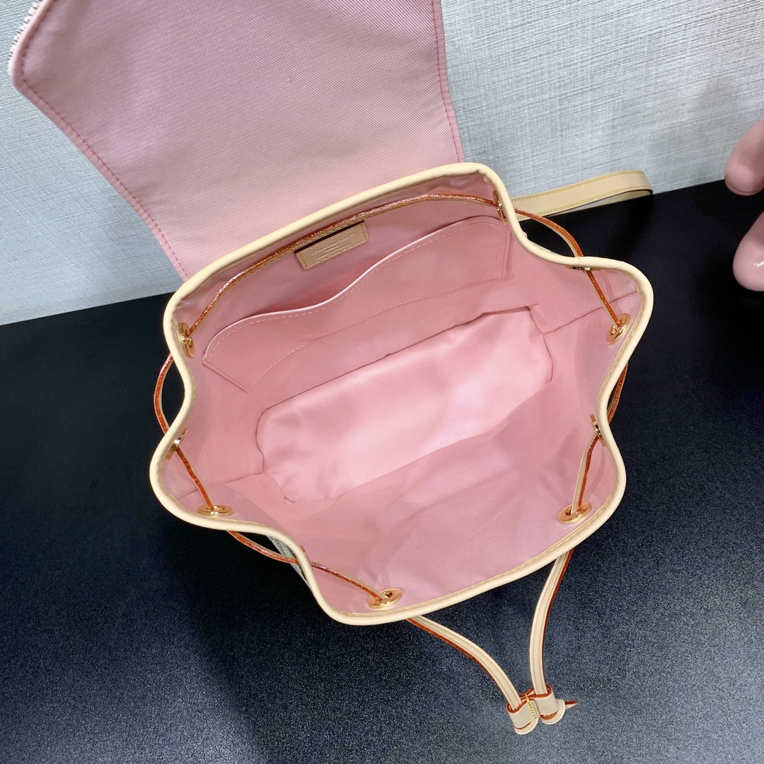 LV Montsouris PM N00120 28x30x18cm