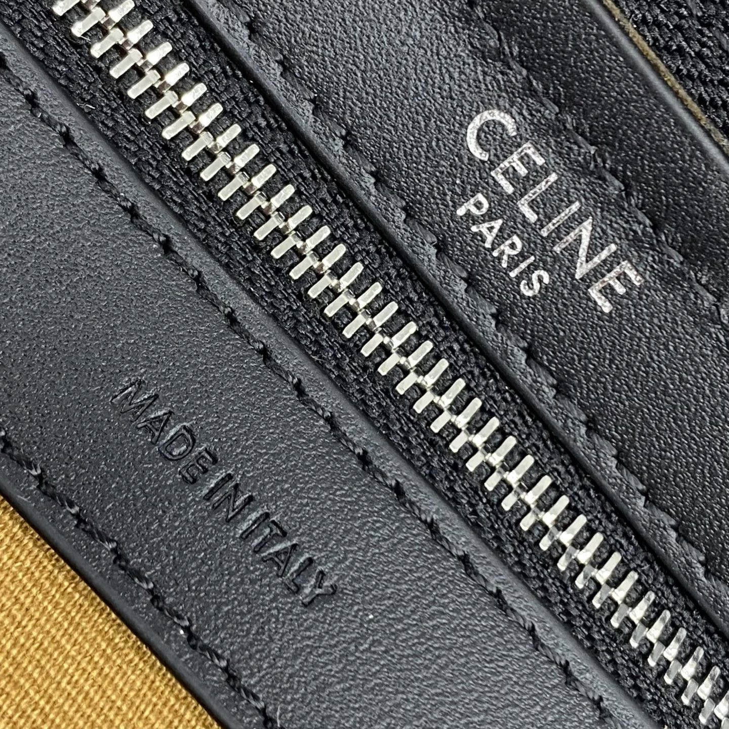 Ce**e large boston in triomphe canvas & calfskin 33x20x24cm