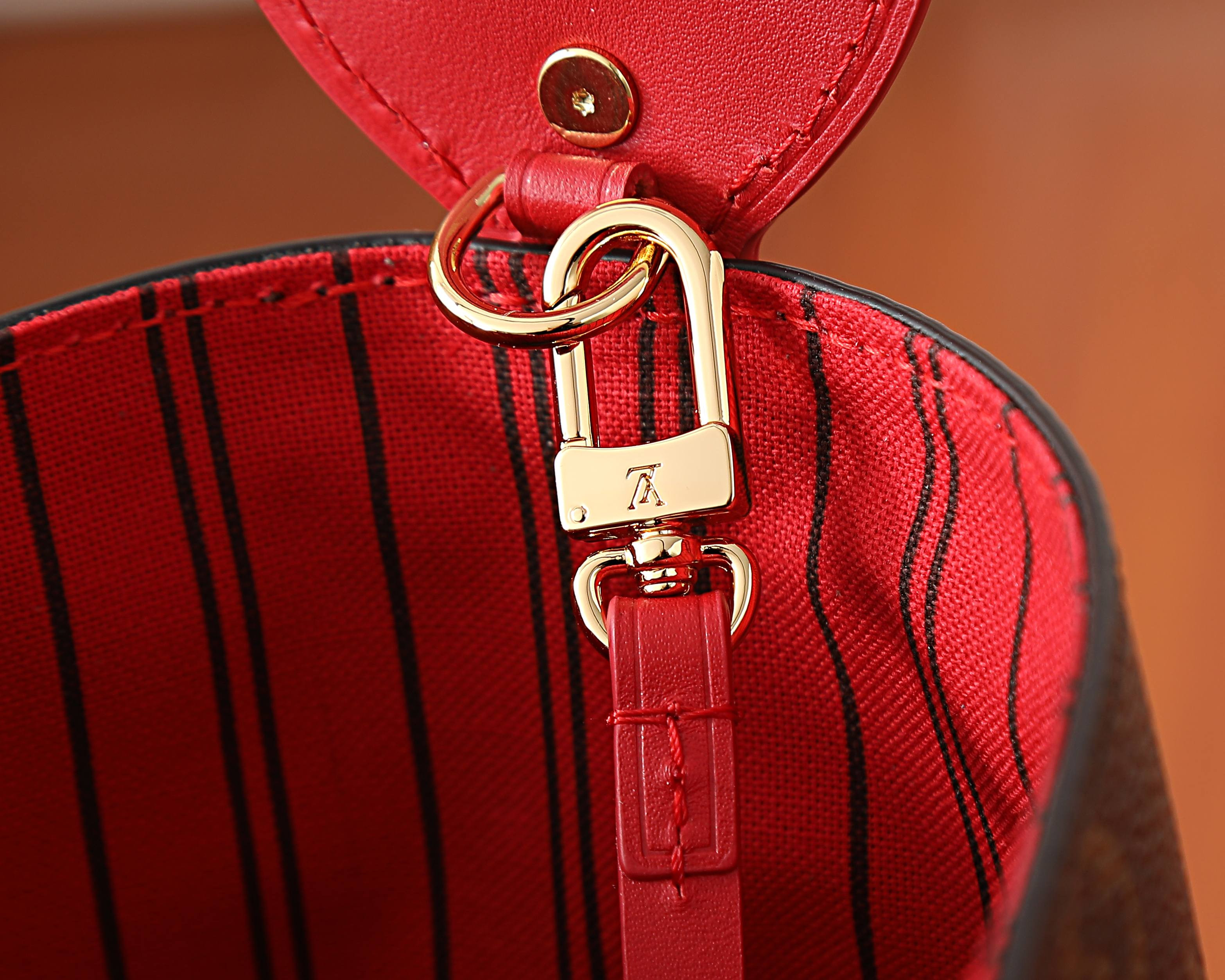LV ALL IN BB Handbags M28317 18x12x16cm