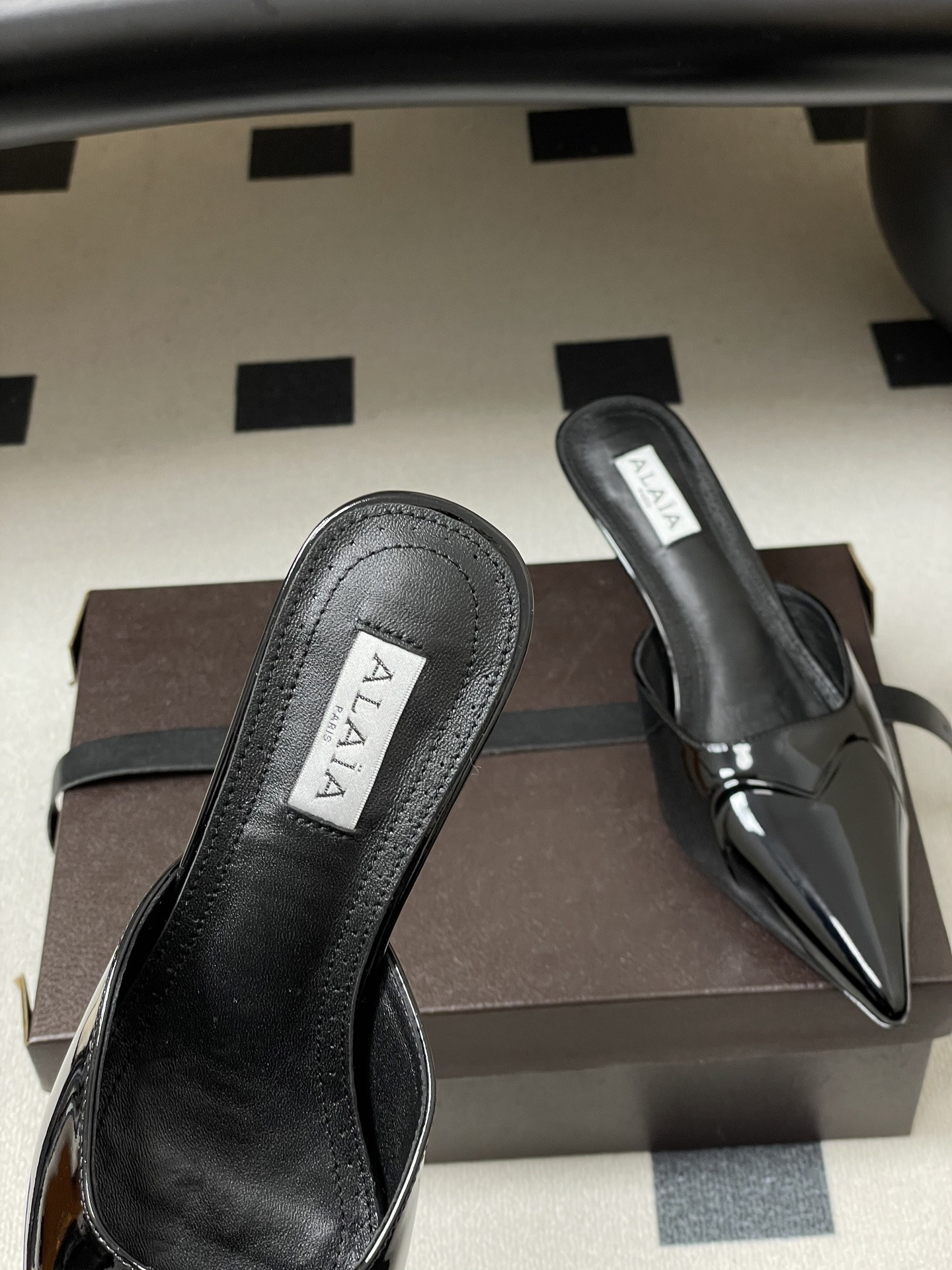 UA Alaïa Le Cœur 3D Mules 6.5cm Heel