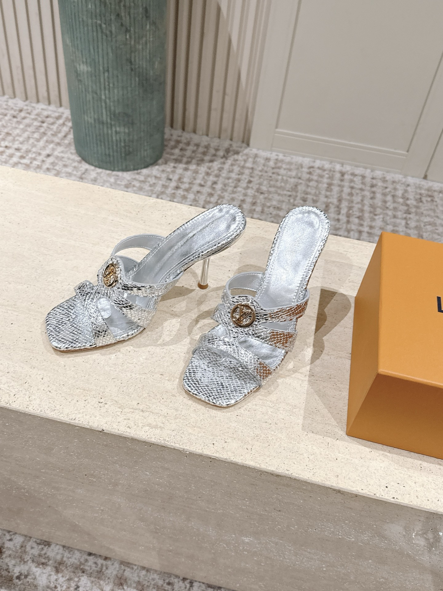 UA LV 6AM Mule 9.5cm Heel
